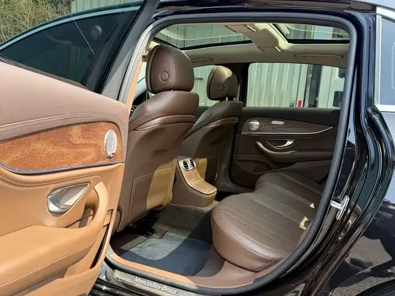 Mercedes-Benz E-Class 2023 из CN, фото 7