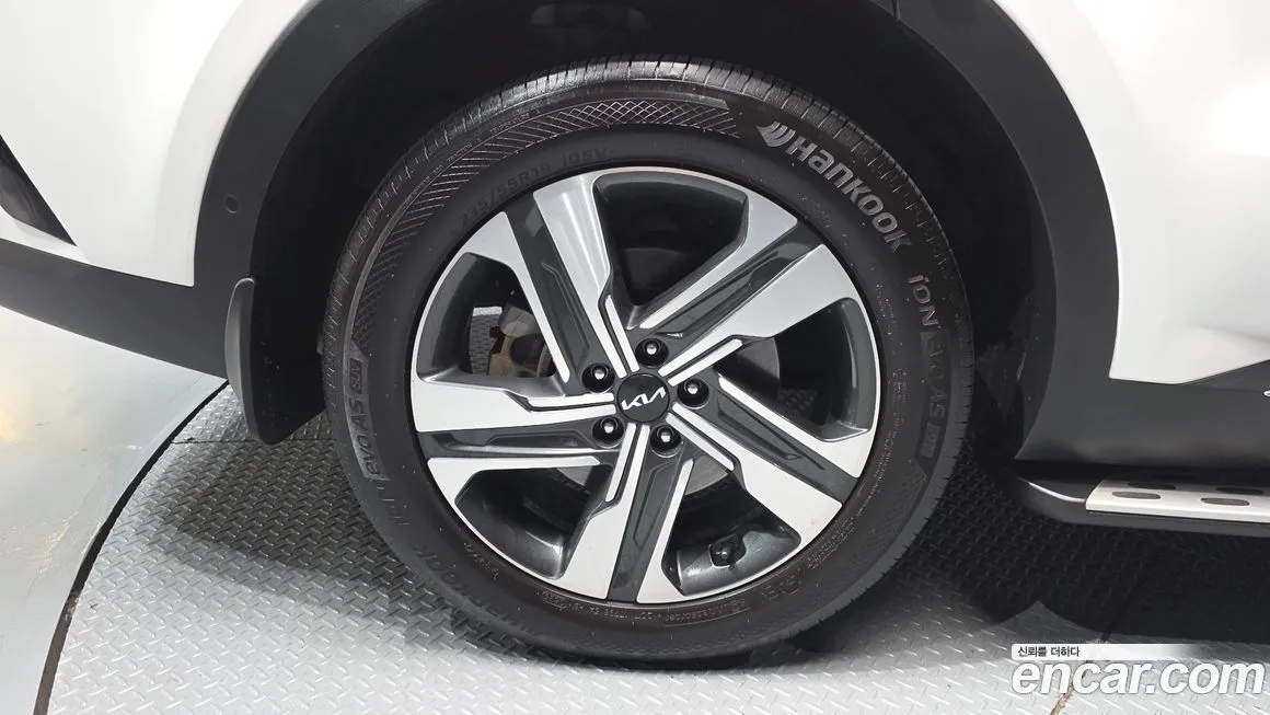 Kia Sorento — фото 9