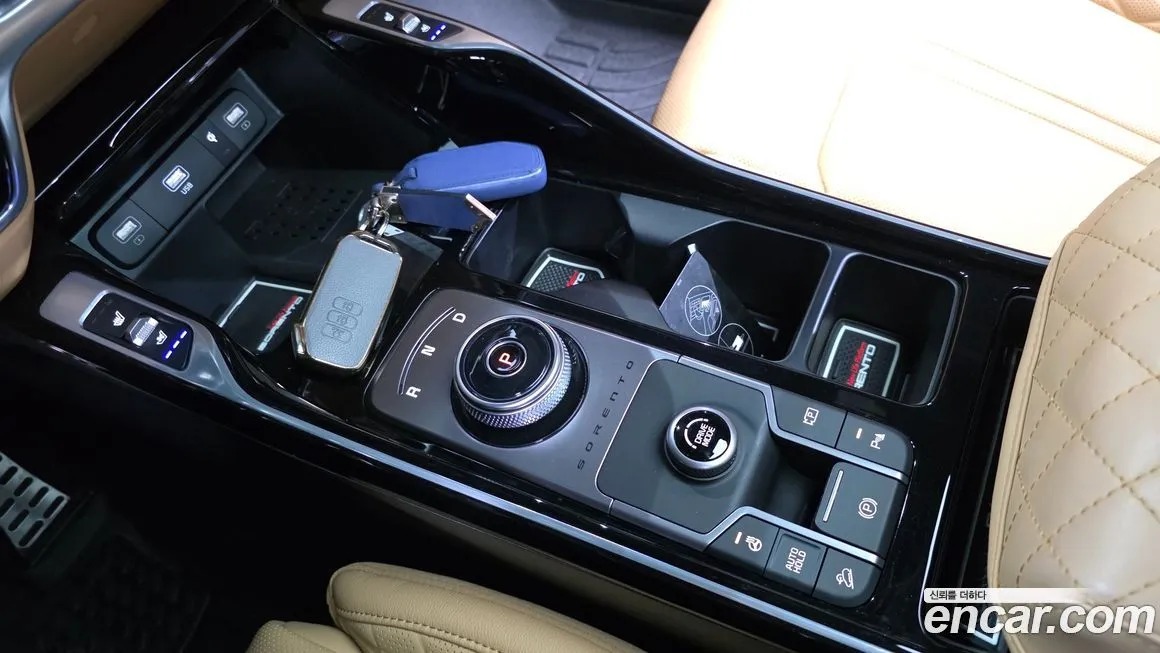 Kia Sorento — фото 4
