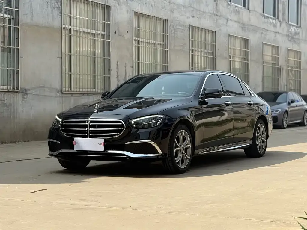 Mercedes-Benz E-Class 2023 из CN, фото 3