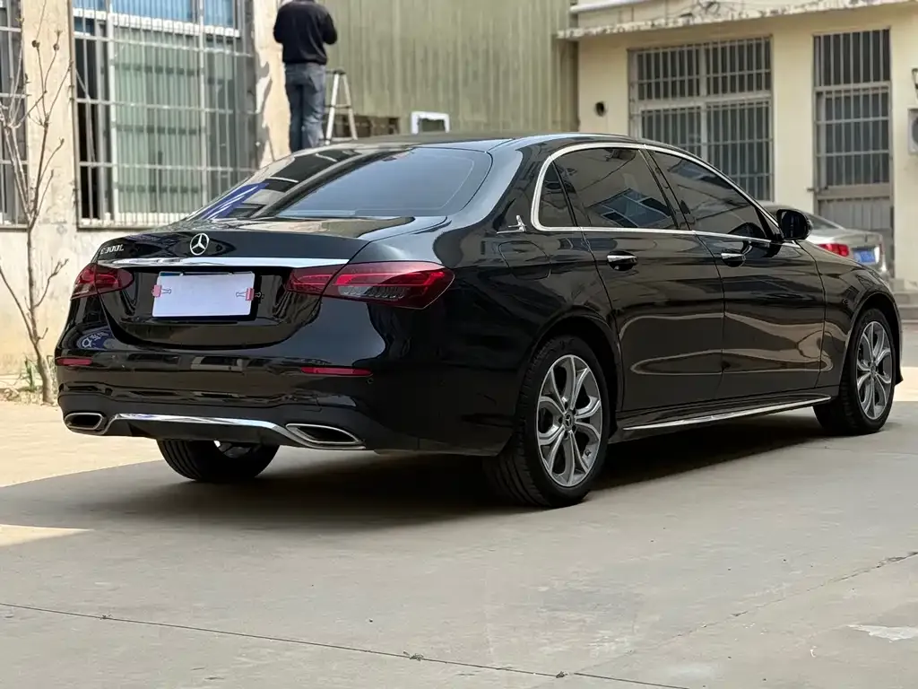Mercedes-Benz E-Class 2023 из CN, фото 5
