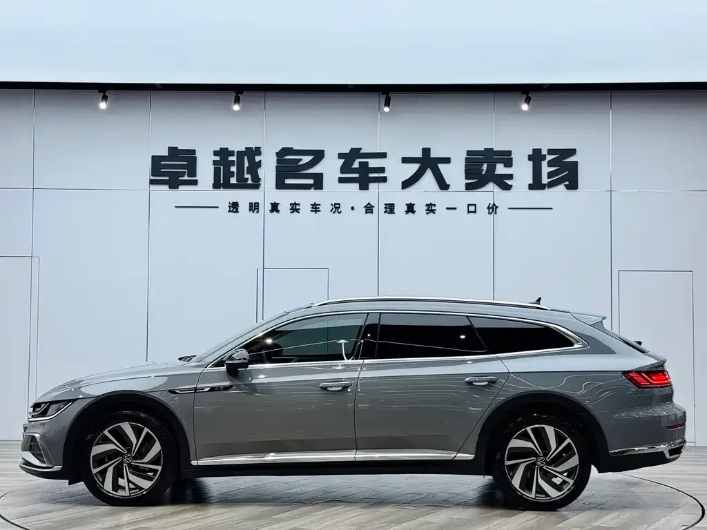 Volkswagen CC 2022 из CN, фото 2