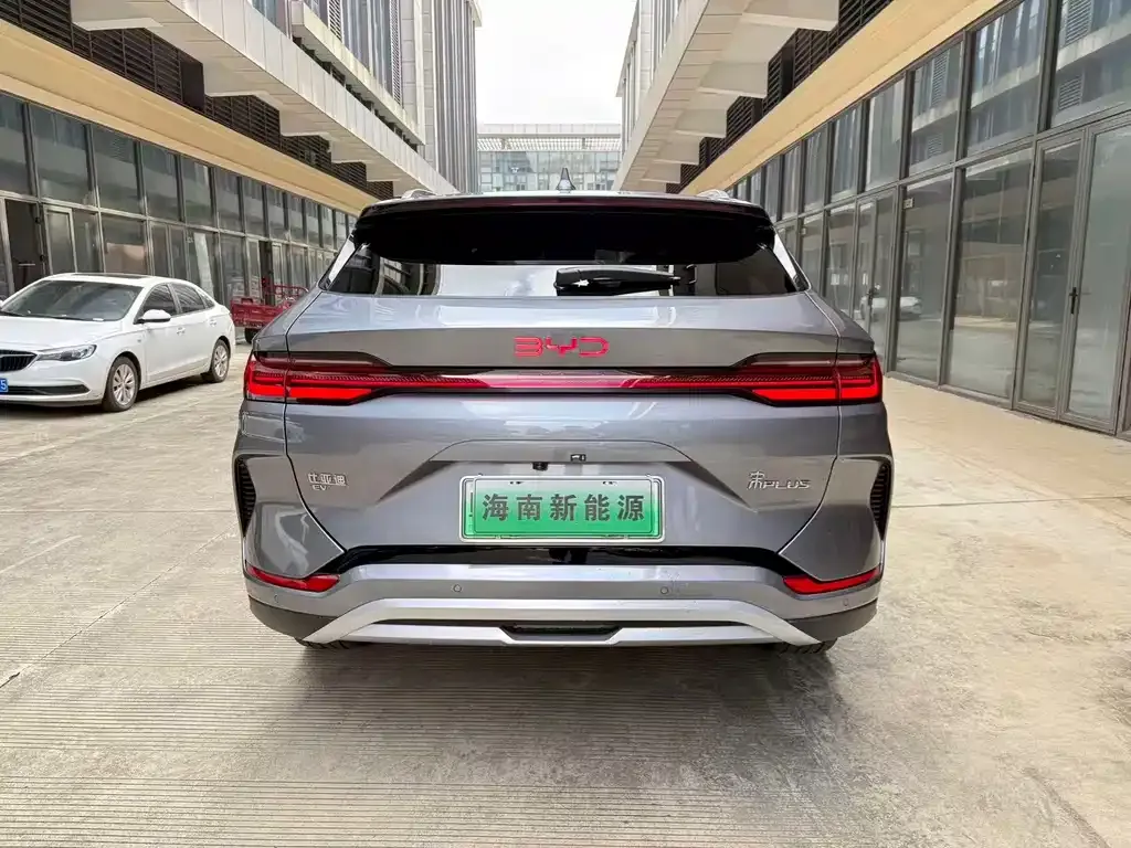 BYD PLUS New Energy — фото 6