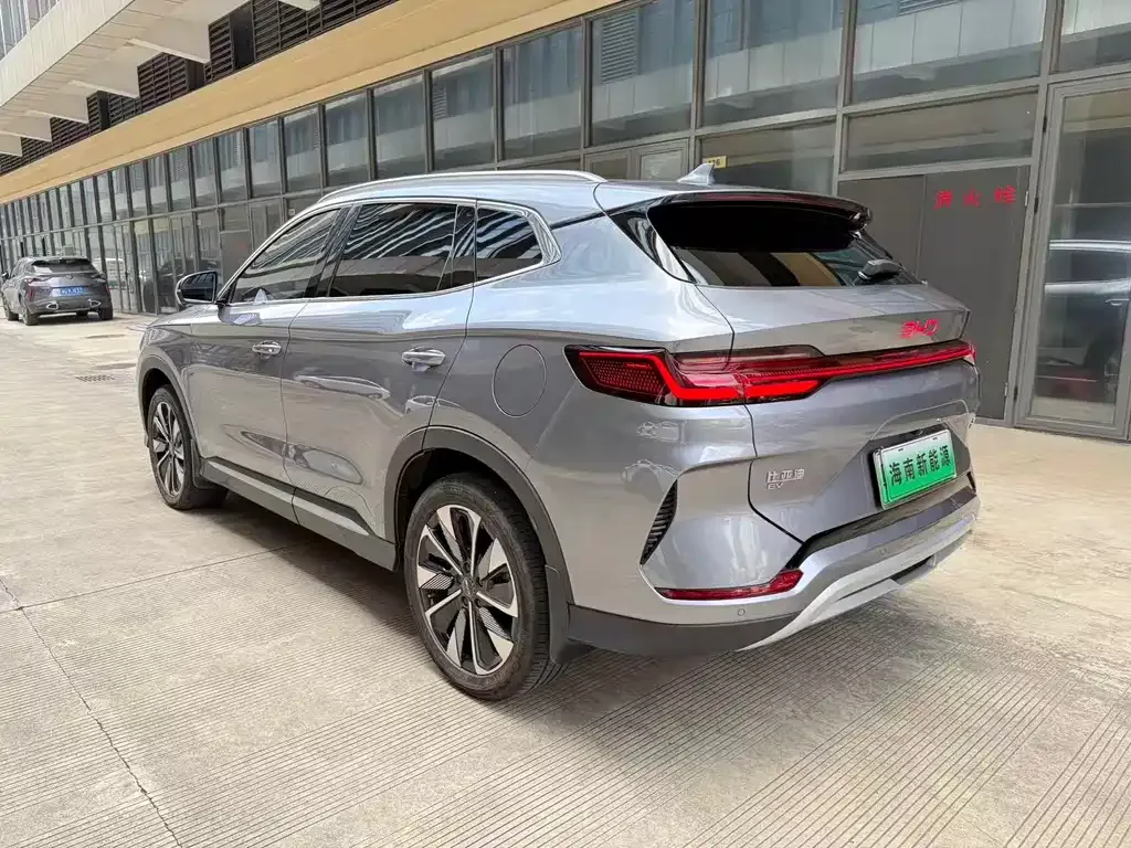 BYD PLUS New Energy — фото 9