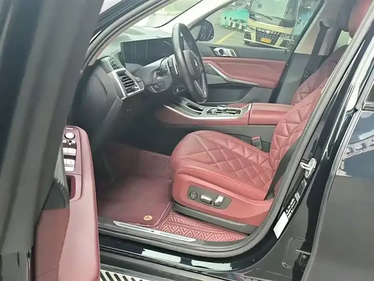BMW X5 2024 из CN, фото 2