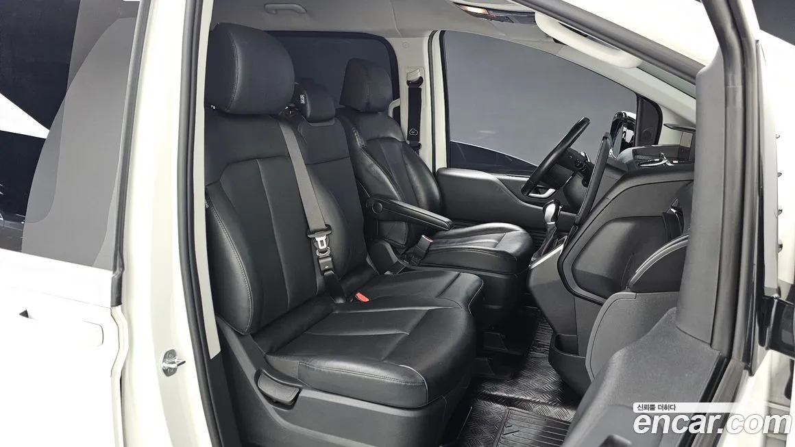Hyundai Staria — фото 6