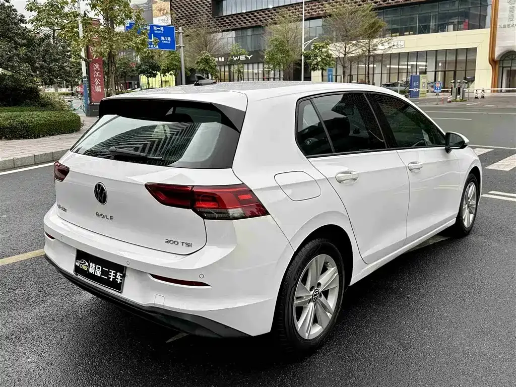 Volkswagen Golf — фото 10