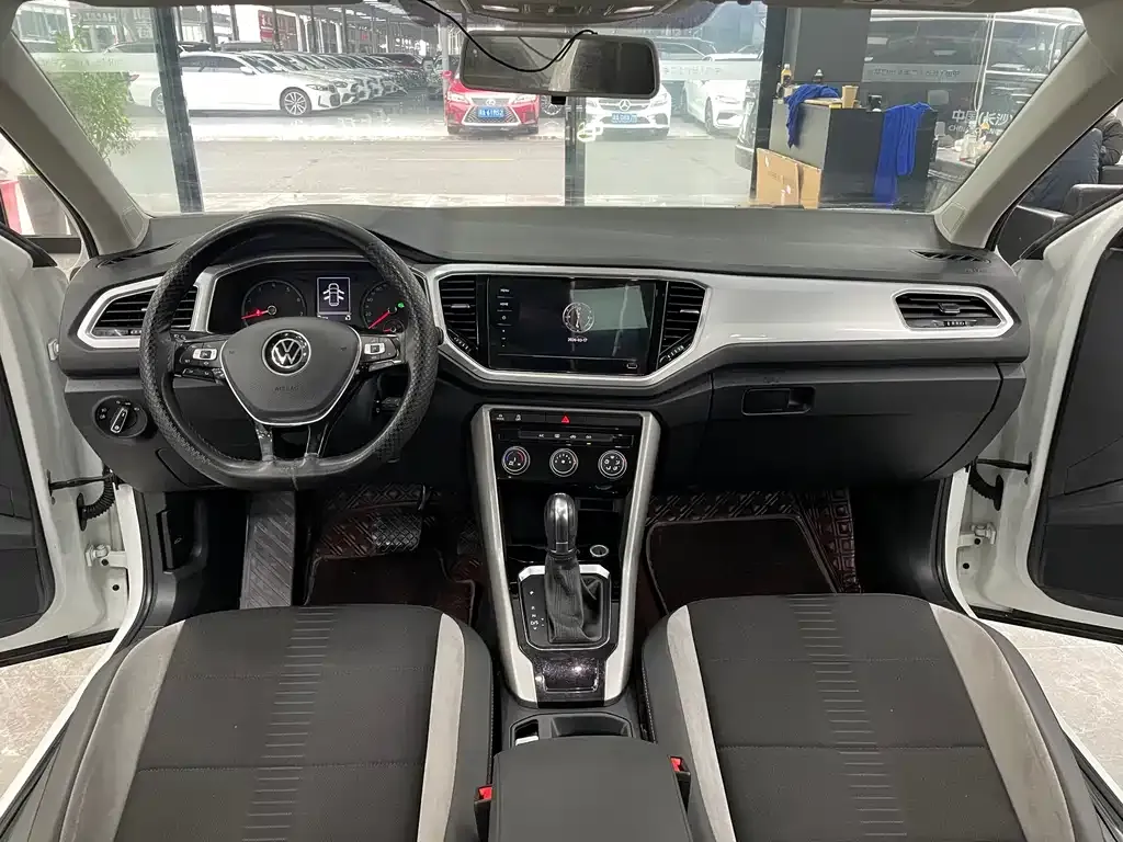 Volkswagen T-Roc 2021 из CN, фото 8