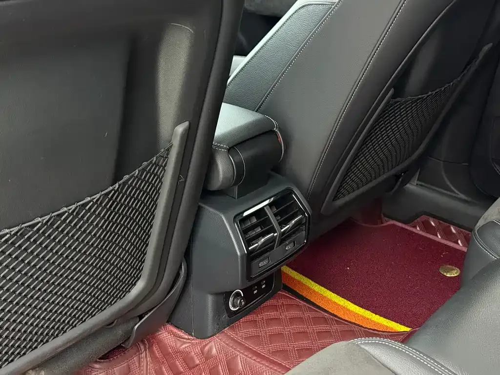 Audi Q3 2021 из CN, фото 5
