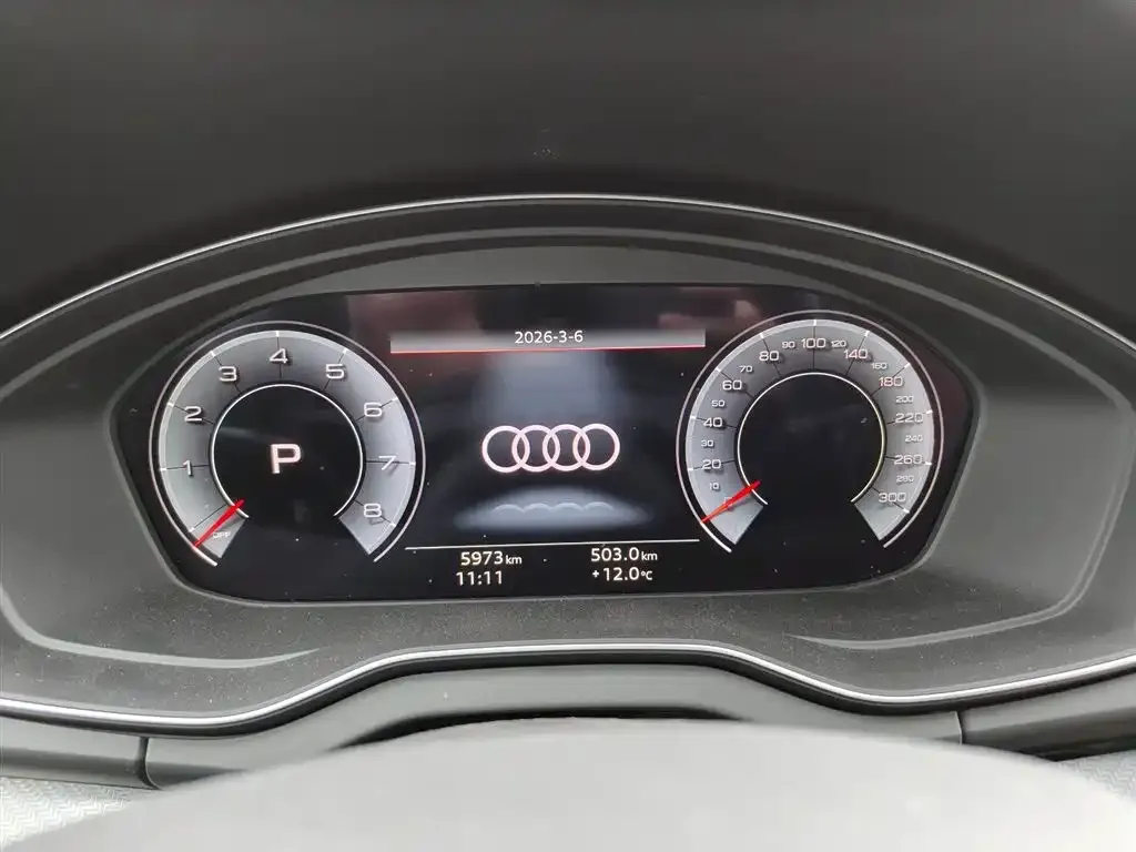 Audi Q5L — фото 2