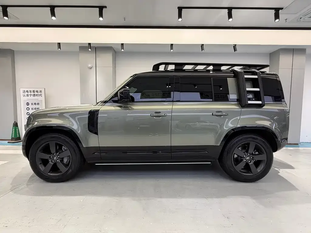 Land Rover Defender 2023 из CN, фото 7