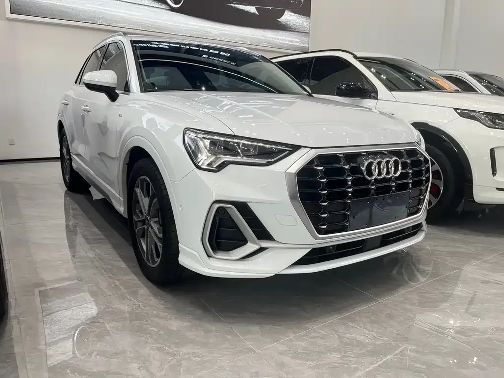 Audi Q3 2022 из CN, фото 10