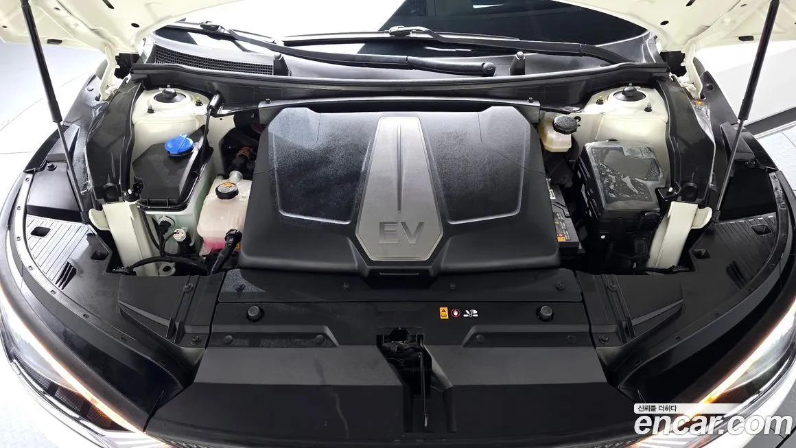 Kia EV6 — фото 6