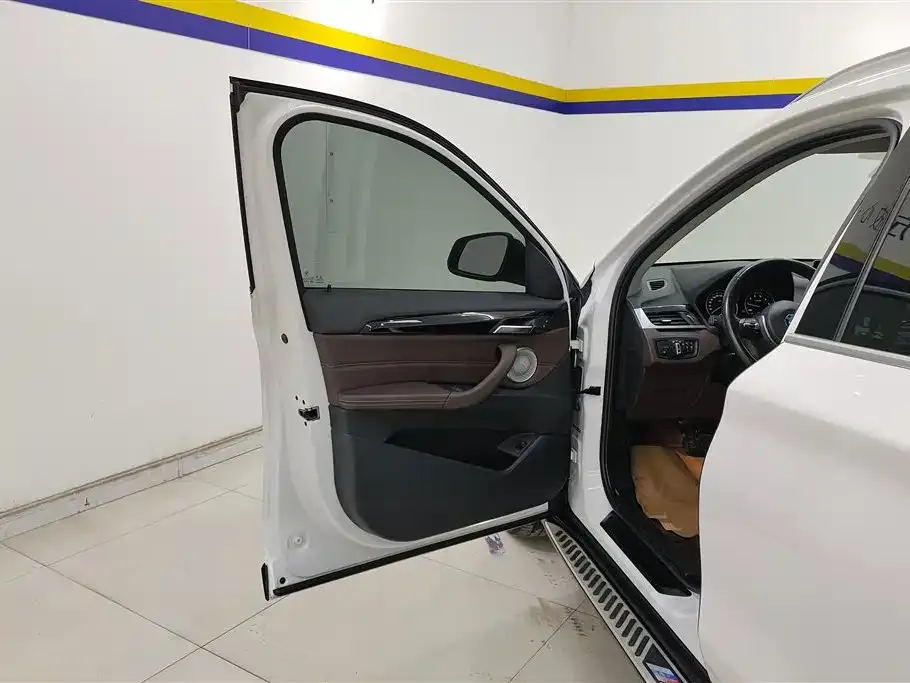 BMW X1 2022 из CN, фото 4