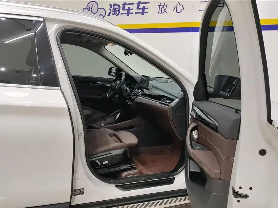 BMW X1 2022 из CN, фото 9