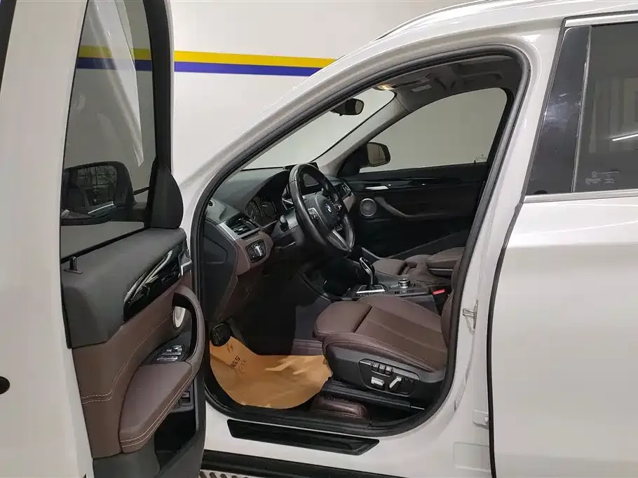 BMW X1 2022 из CN, фото 8