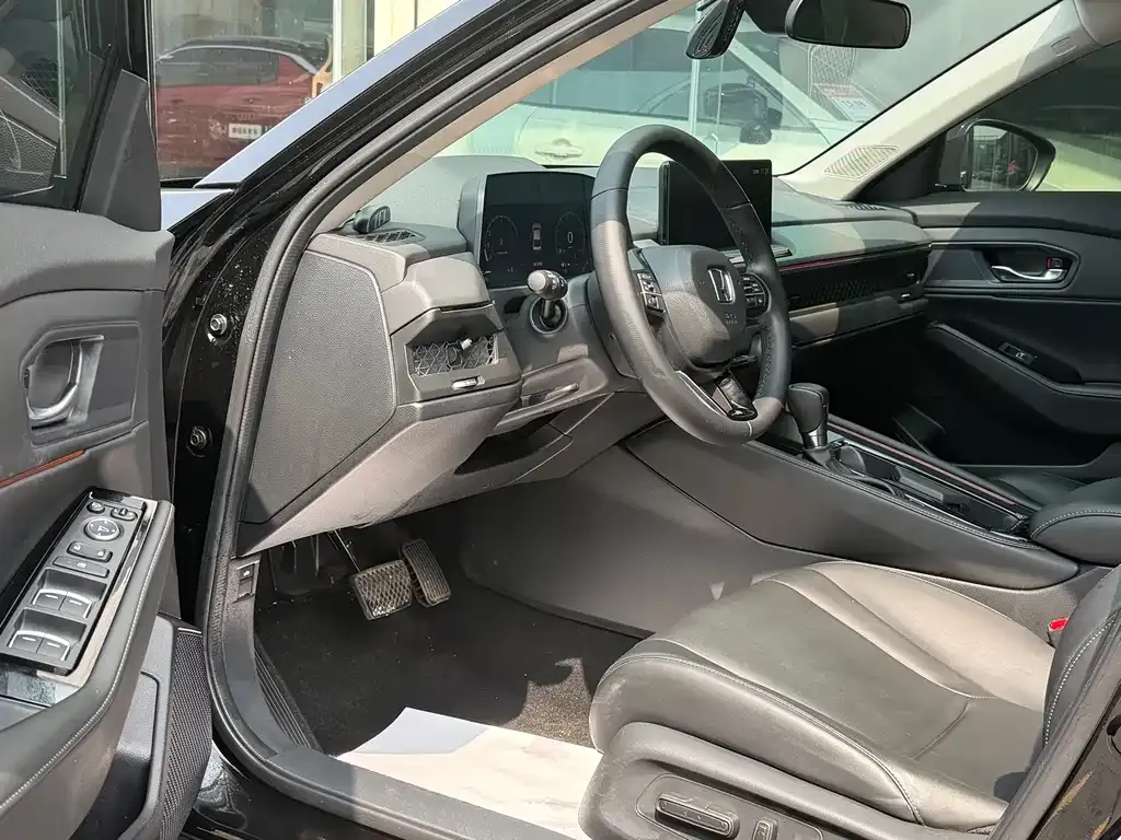 Honda Accord 2023 из CN, фото 7