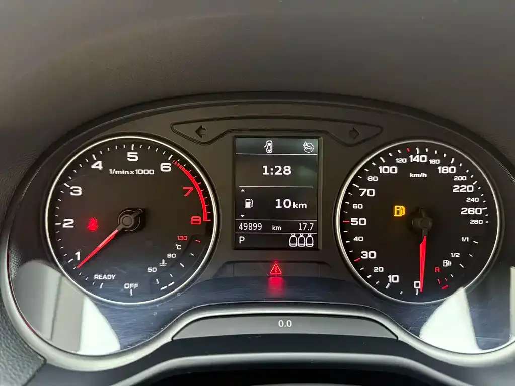 Audi Q2L 2023 из CN, фото 3