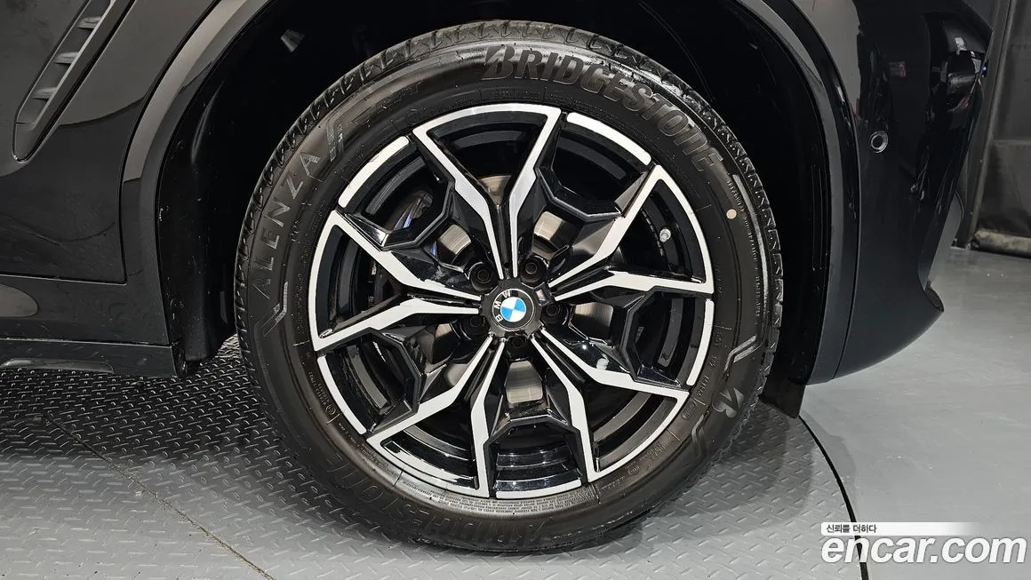 BMW X4 — фото 10