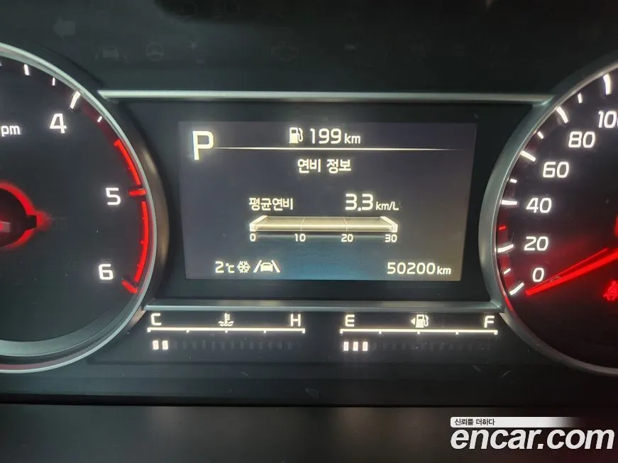Kia Sorento — фото 10