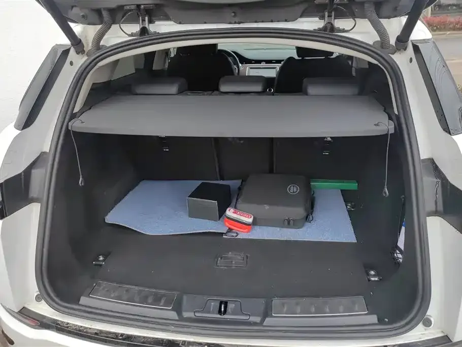 Land Rover Evoque PHEV 2023 из CN, фото 6