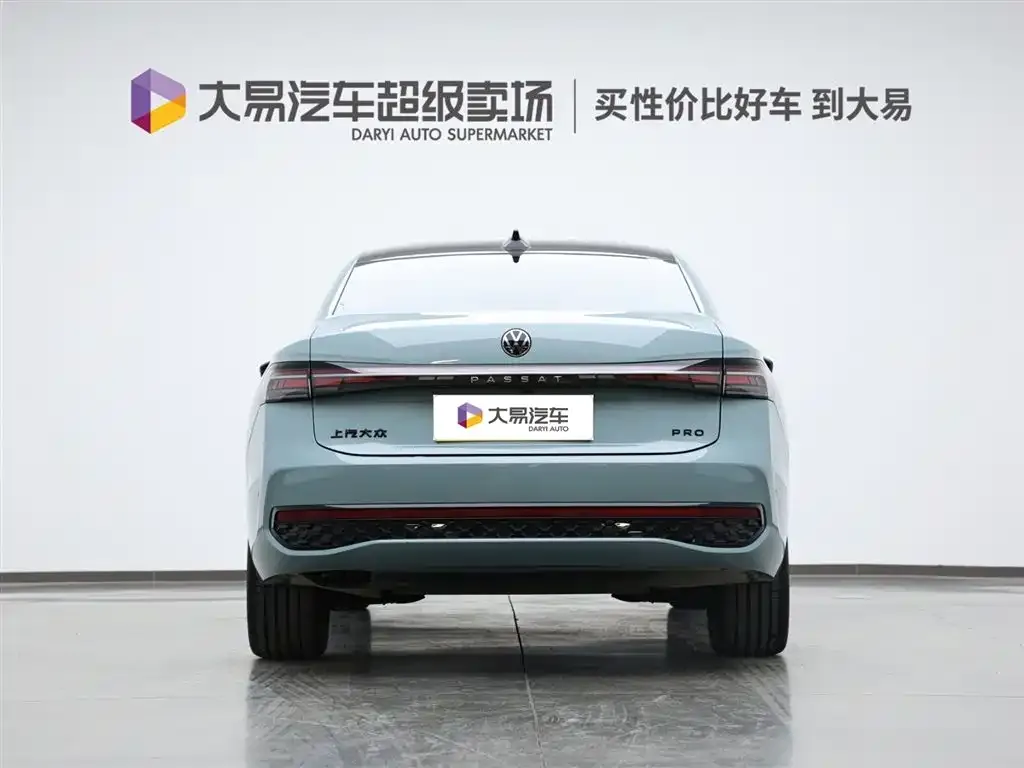 Volkswagen Passat — фото 6