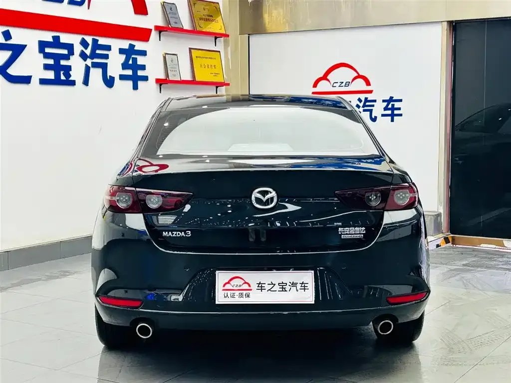Mazda 3 Axela — фото 10