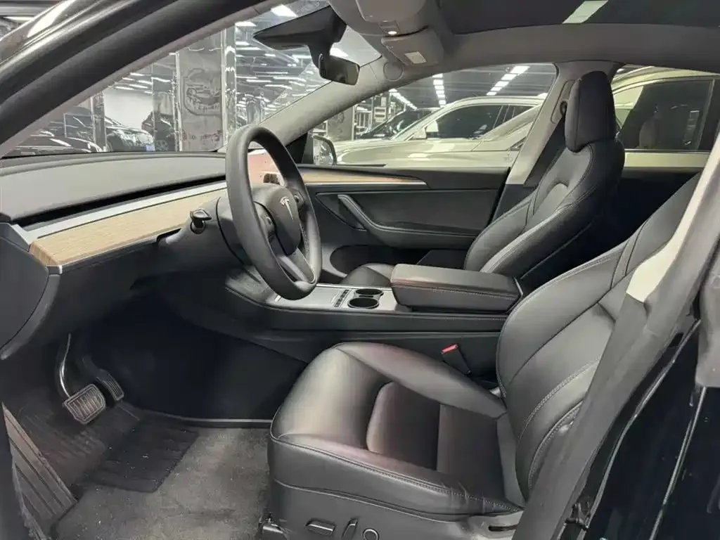 Tesla Model Y 2022 из CN, фото 3