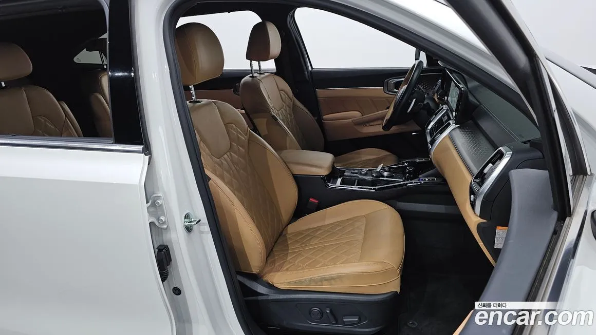 Kia Sorento — фото 7