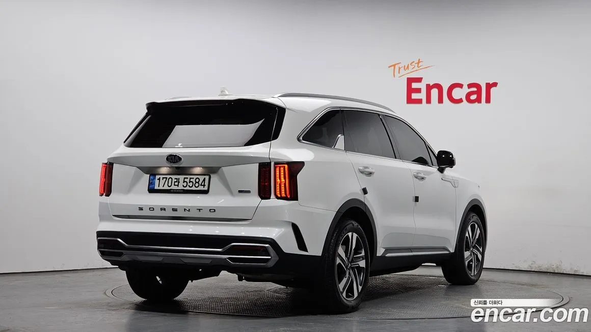 Kia Sorento — фото 9