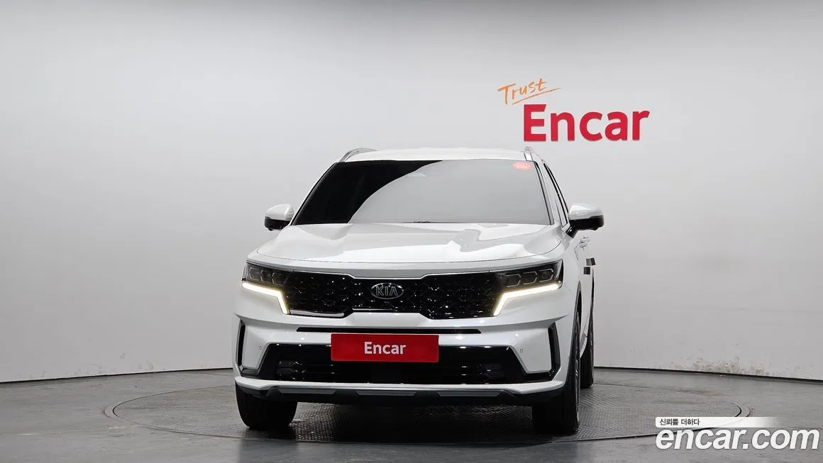Kia Sorento — фото 4