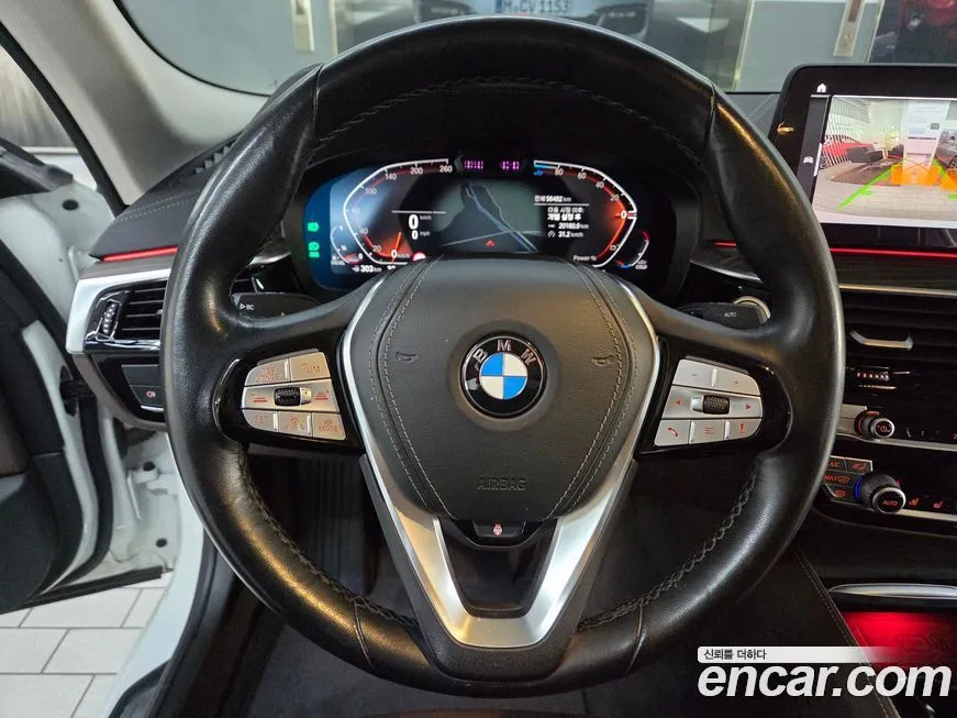 BMW 5-Series 2021 из KR, фото 8