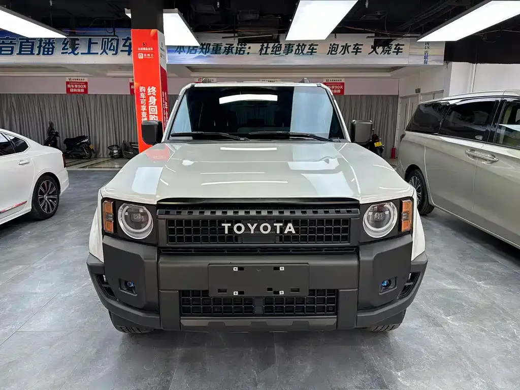 Toyota Prado 2024 из CN, фото 7