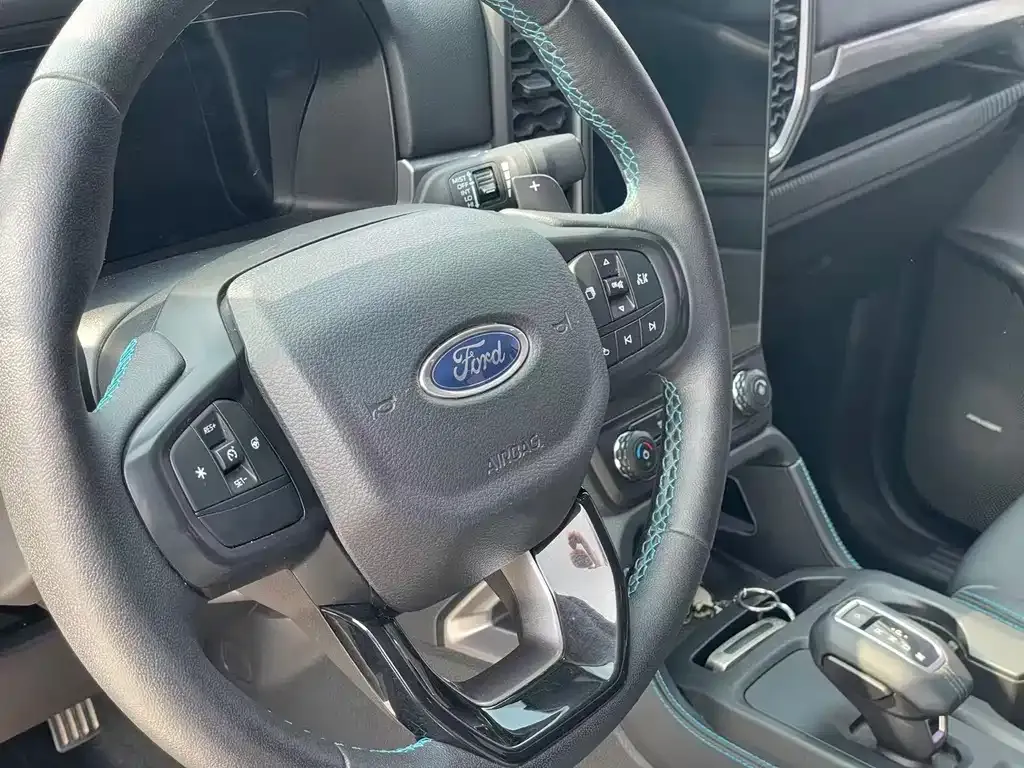 Ford Ranger 2024 из CN, фото 2
