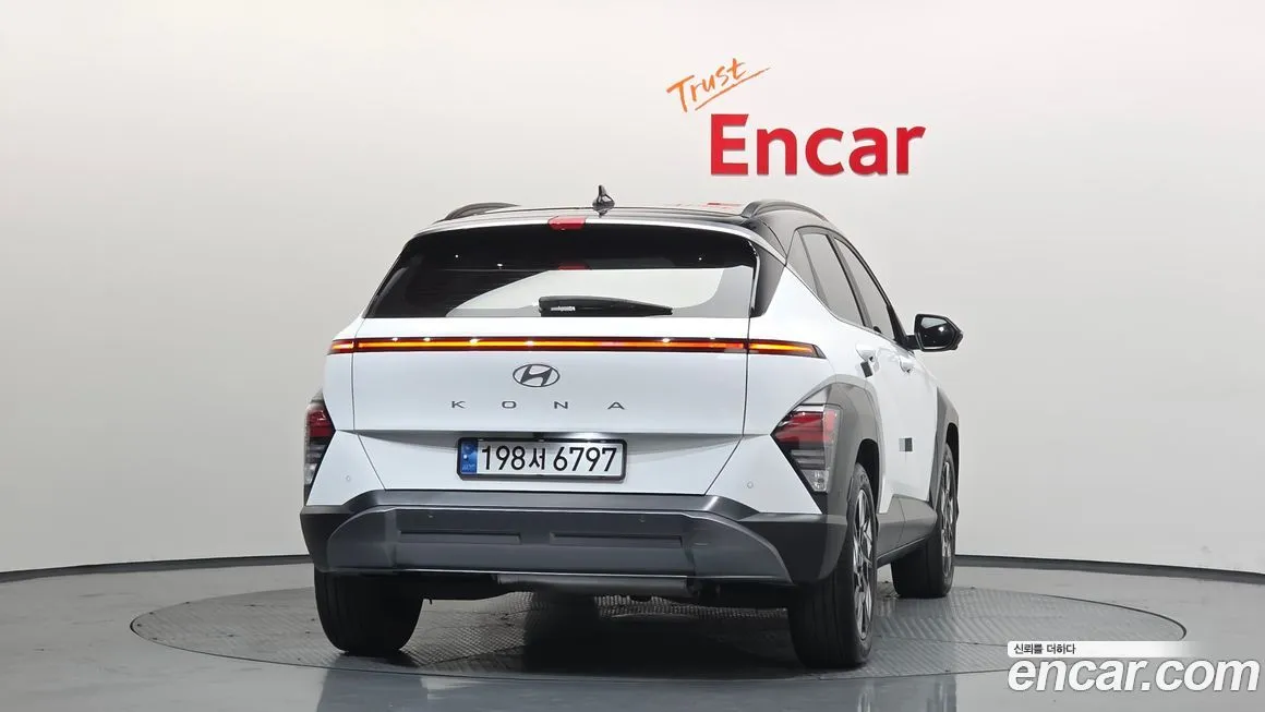 Hyundai Kona 2023 из KR, фото 9
