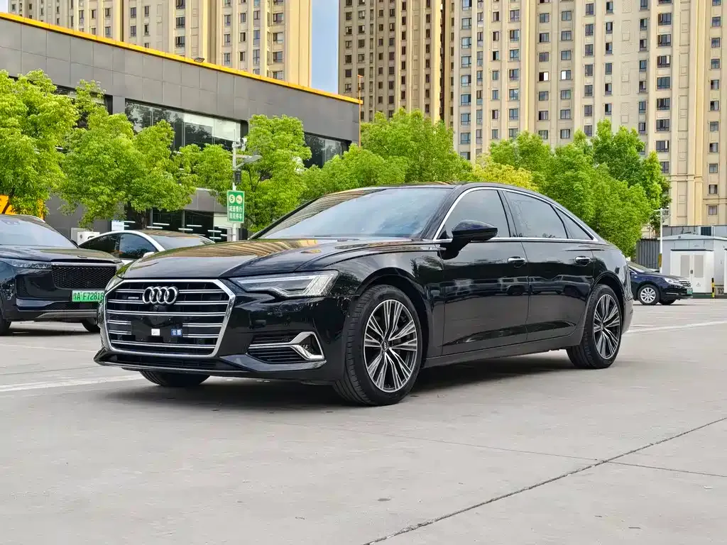 Audi A6L 2023 из CN, фото 1