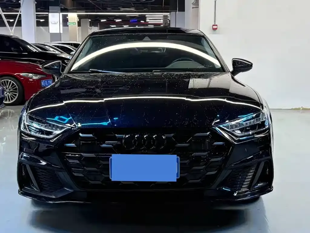 Audi A7L 2023 из CN, фото 10