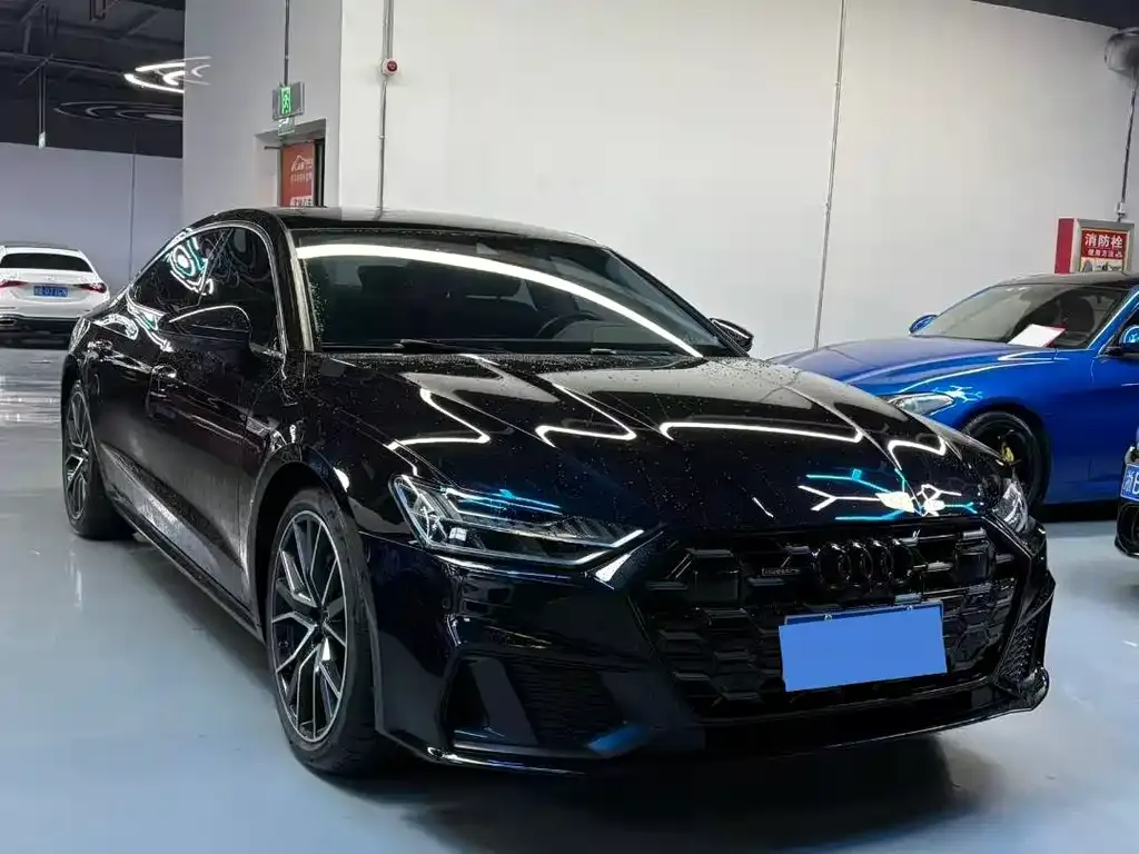 Audi A7L 2023 из CN, фото 8