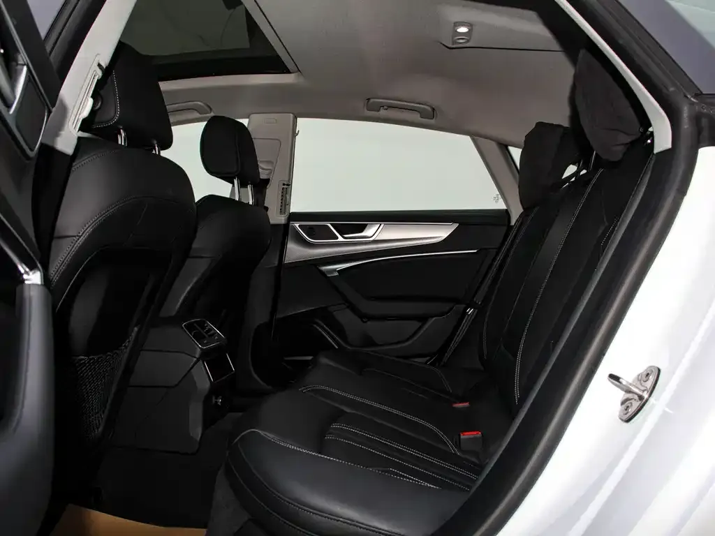 Audi A7 2025 из CN, фото 3