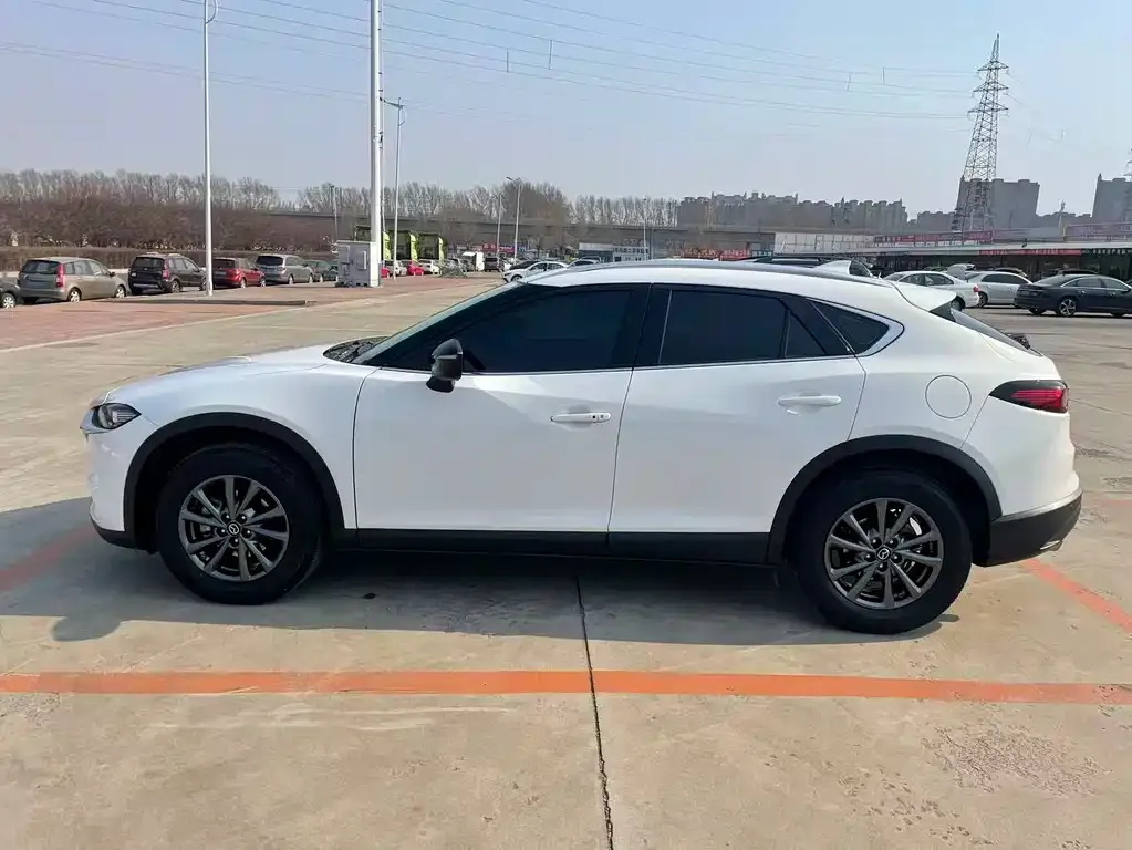 Mazda CX-4 — фото 4