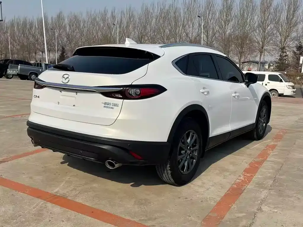 Mazda CX-4 — фото 3