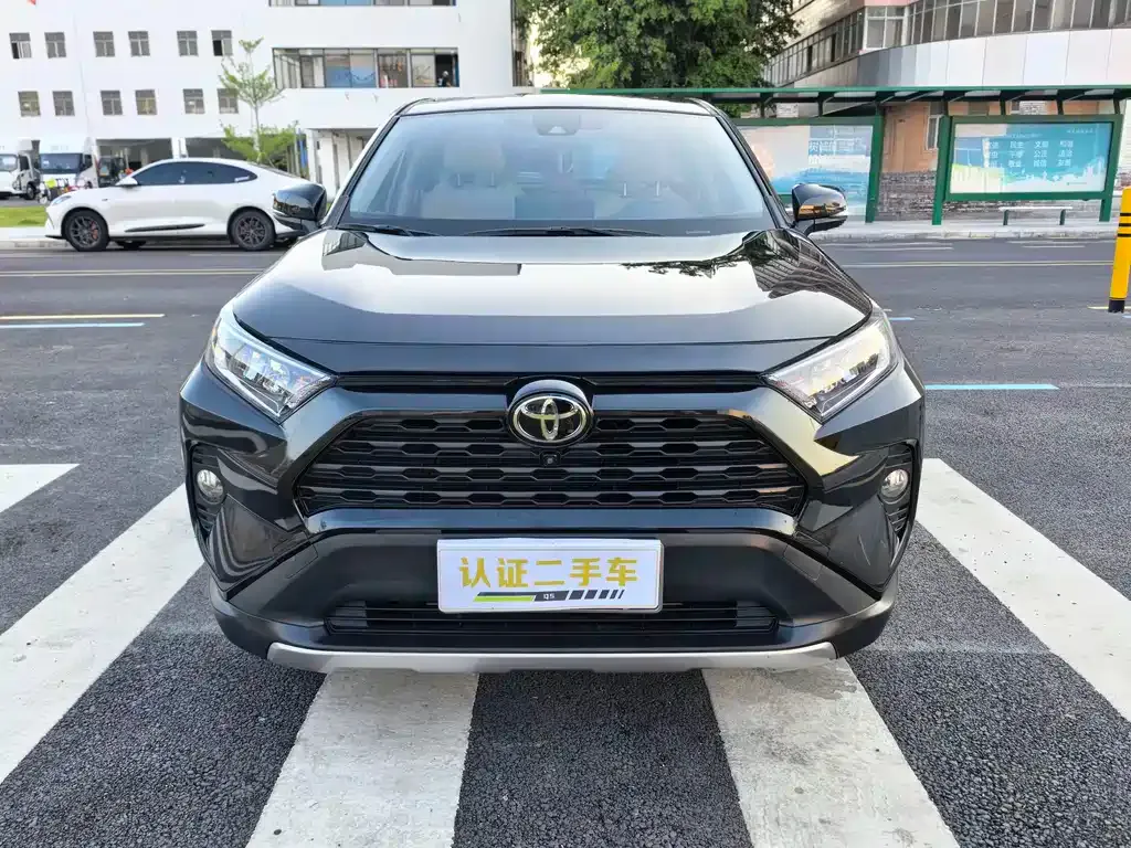Toyota RAV4 2021 из CN, фото 6
