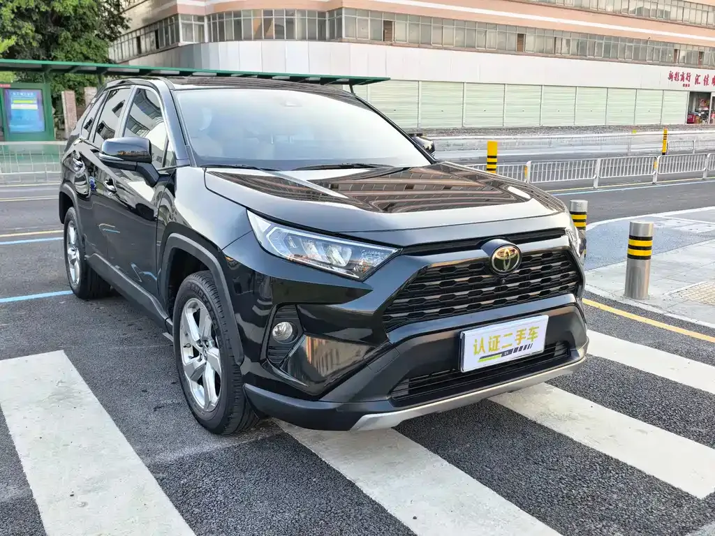 Toyota RAV4 2021 из CN, фото 10
