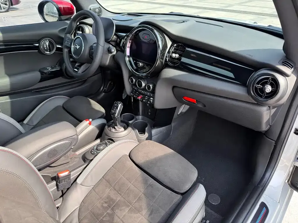 MINI JCW (John Cooper Works) 2021 из CN, фото 7