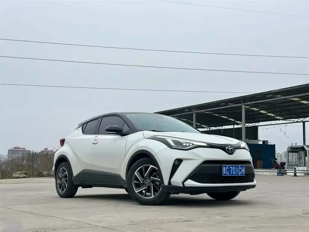 Toyota C-HR 2022 из CN, фото 2