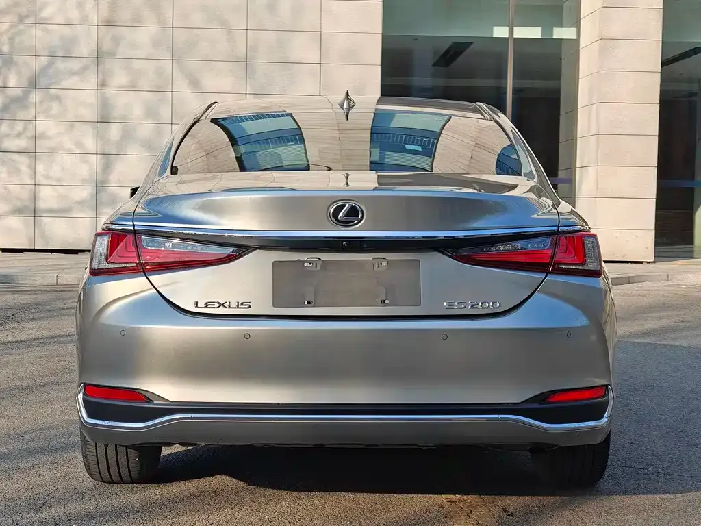 Lexus ES 2023 из CN, фото 8
