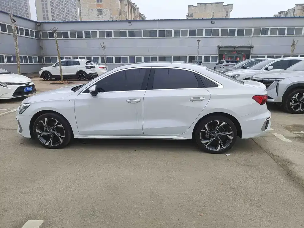 Audi A3 — фото 5