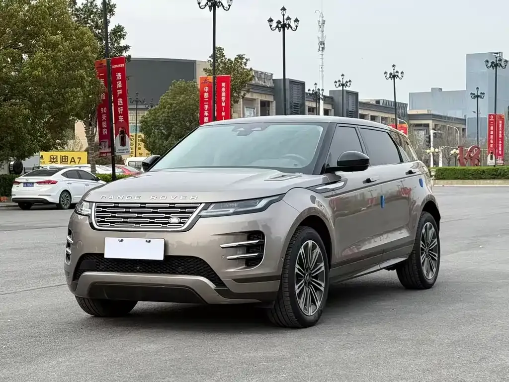 Land Rover Evoque — фото 1