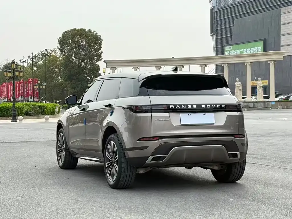 Land Rover Evoque — фото 5