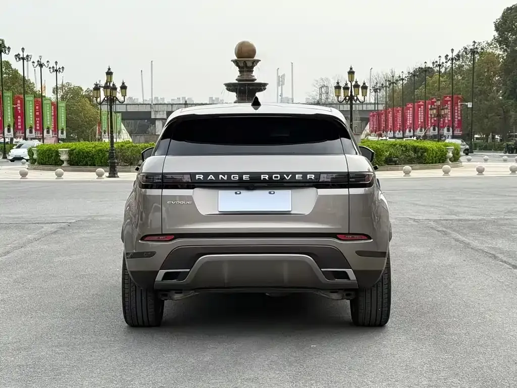 Land Rover Evoque — фото 6